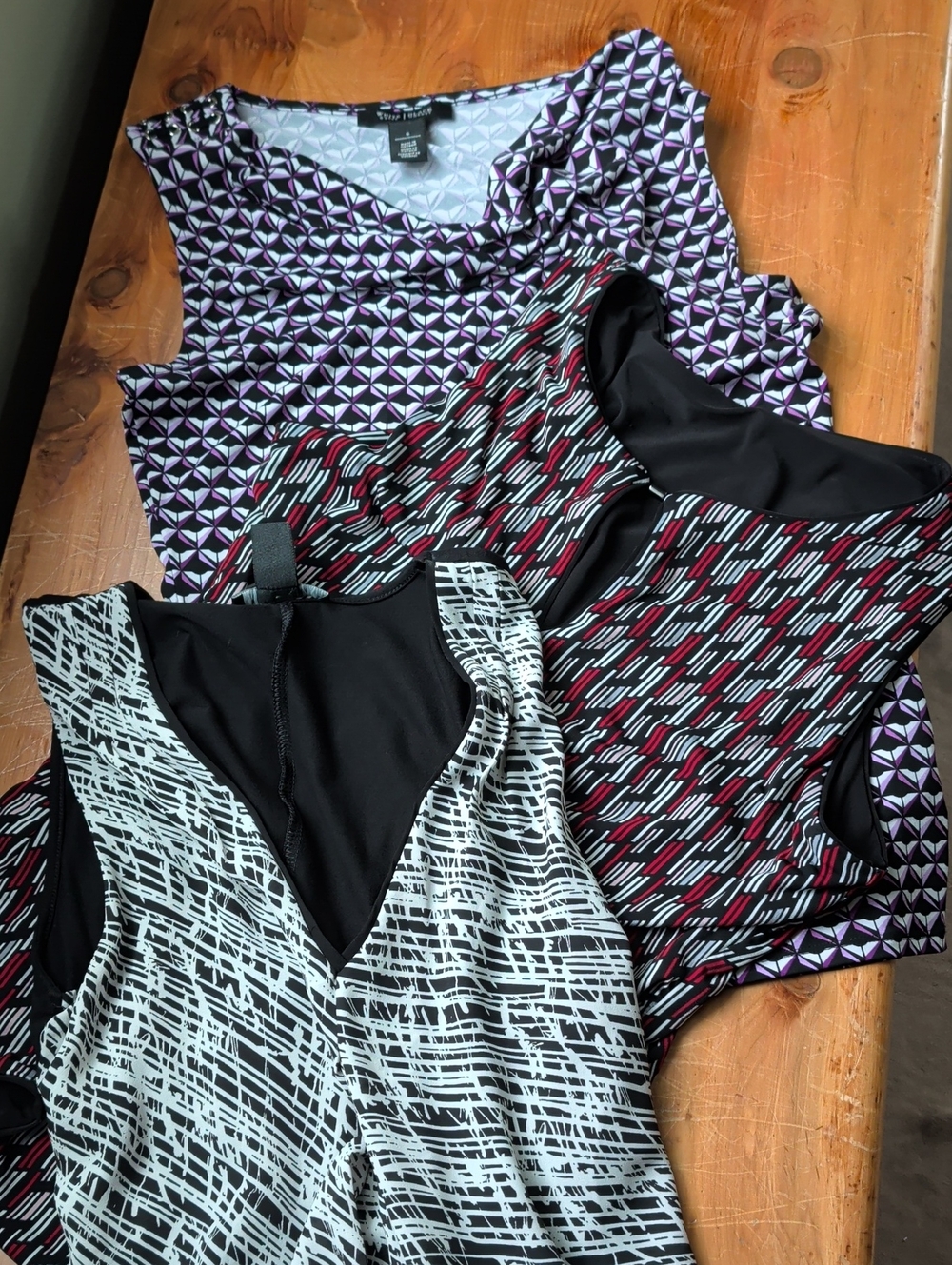 White House Black Market TopsšLot Of 3